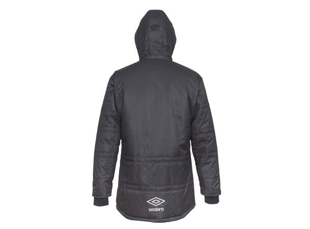 UMBRO Core Coach Jacket Jr Svart. Fodrad klubbjacka junior